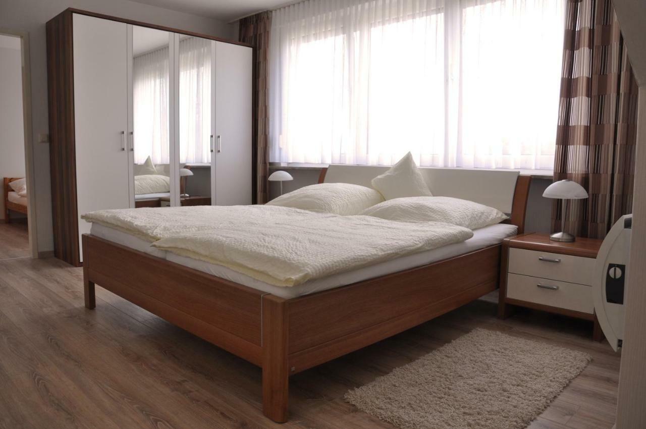 Effelder Buergerstube Hotel Wassenberg Екстериор снимка